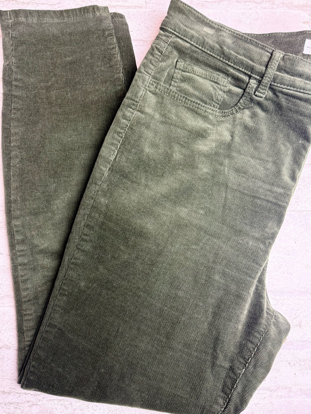 LOFT Women’s Green Corduroy Skinny Pants Slim Fit Mid Rise Pockets Size 12 😍